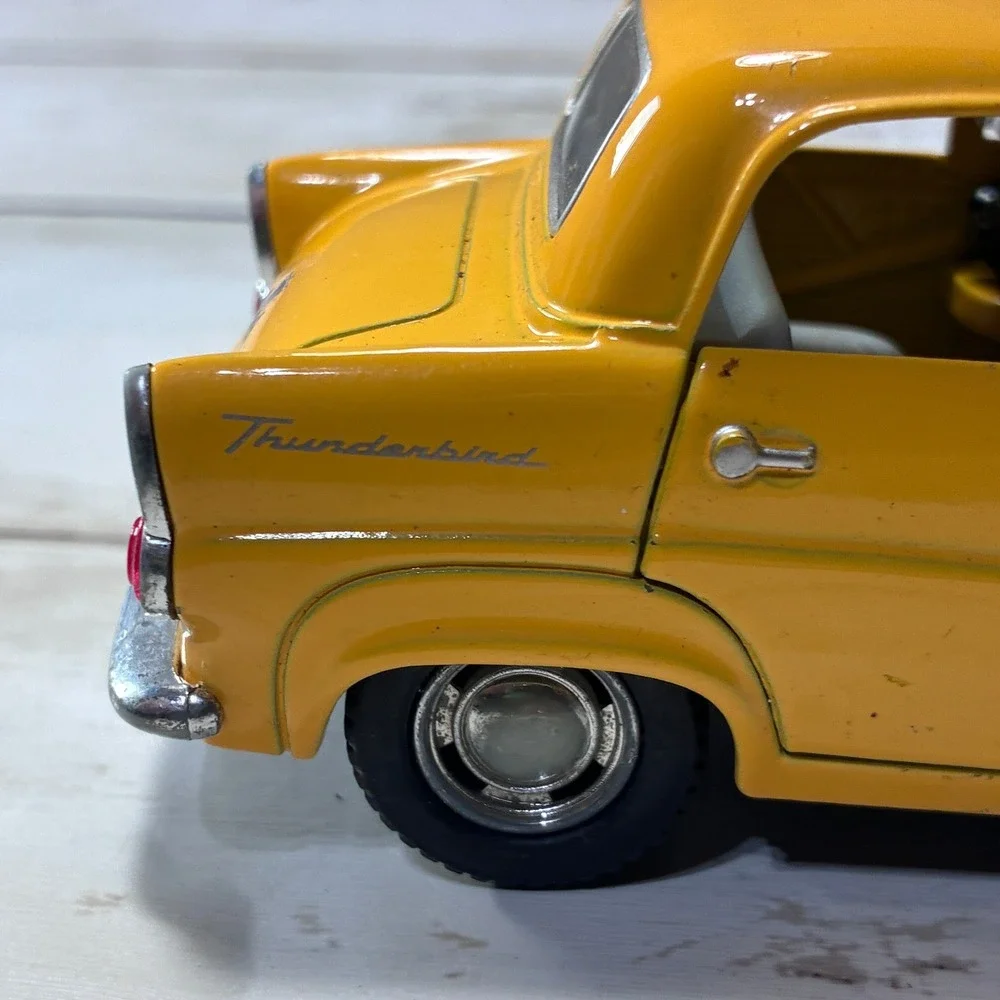 Kinsfun 1955 Ford Thunderbird Yellow Diecast Pull Back Toy Car KT4022 Vintage